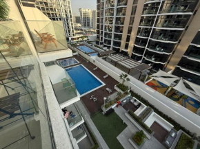Cozy 01 BHK with Balcony